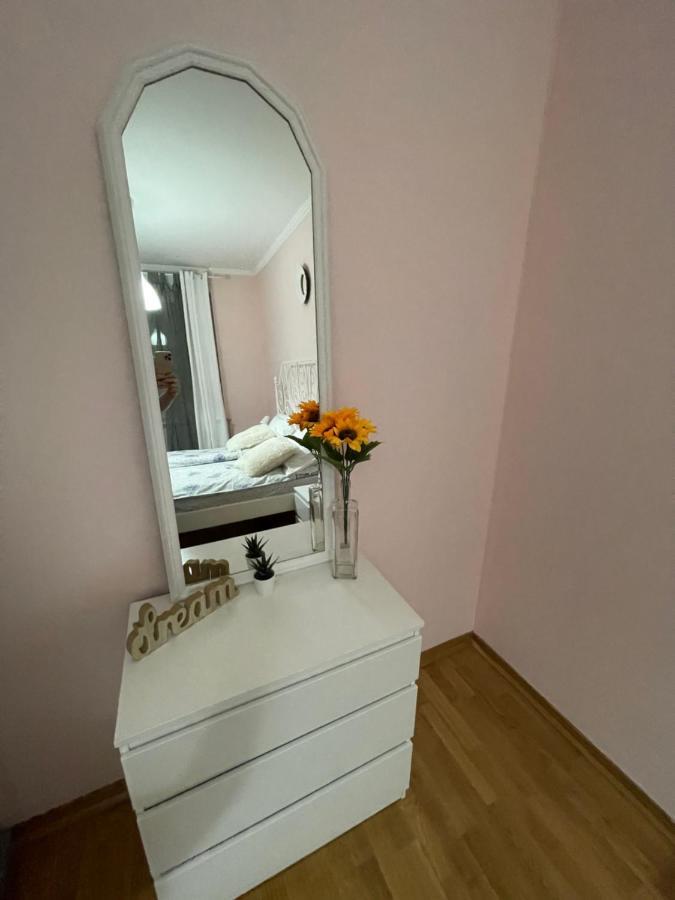 Apartment Sunflower021 Novi Sad Exterior photo