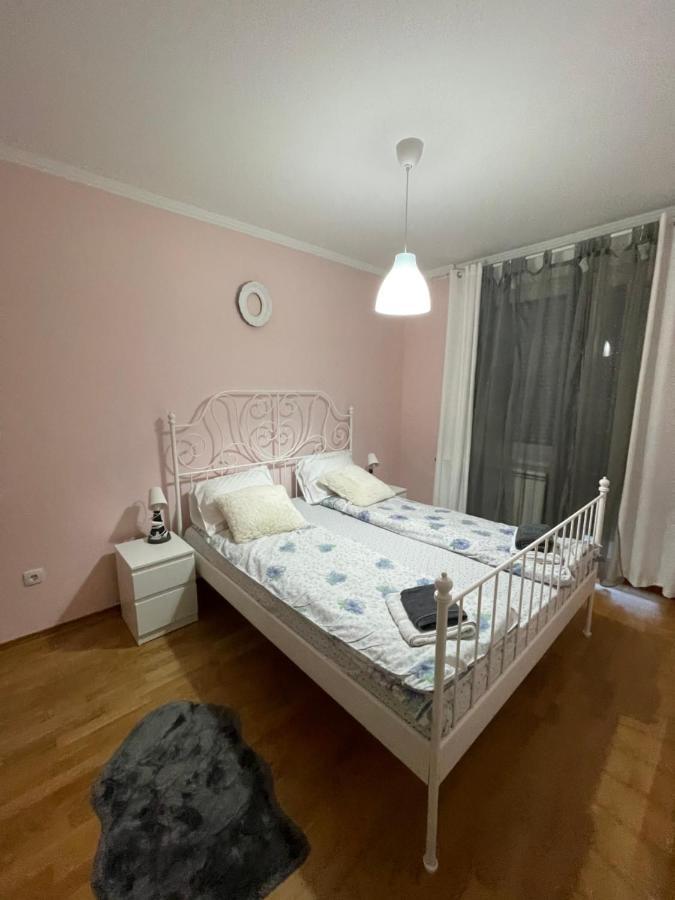 Apartment Sunflower021 Novi Sad Exterior photo